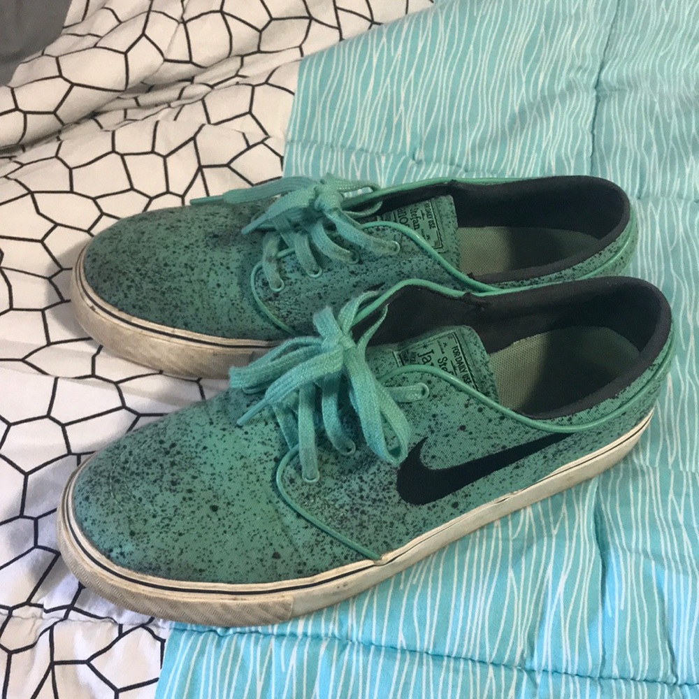Nike shoes